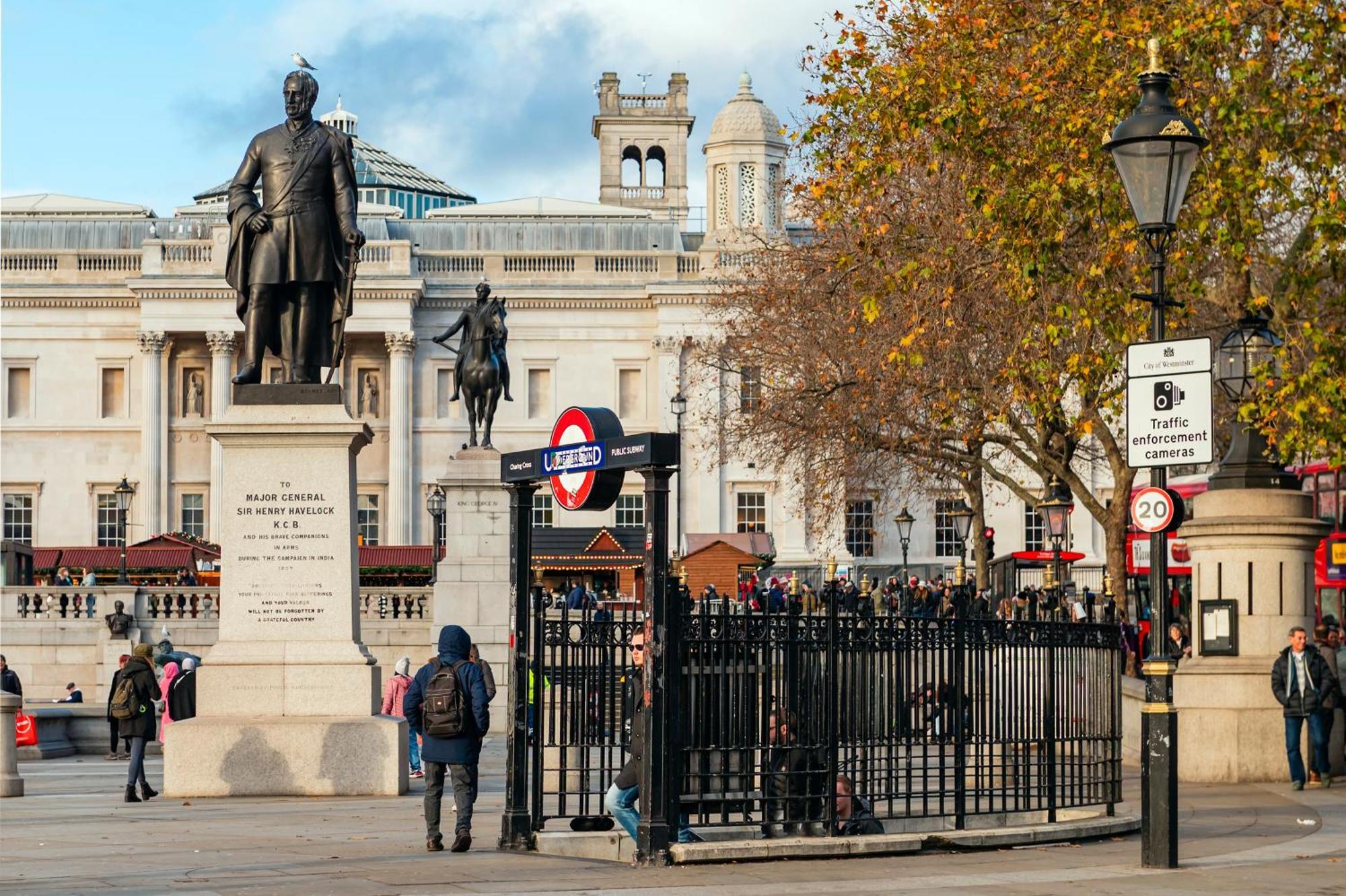 Welcome London - Trafalgar Square Екстериор снимка